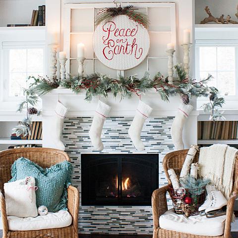 Show Share Holiday Mantel Decor Sarah Richardson Design